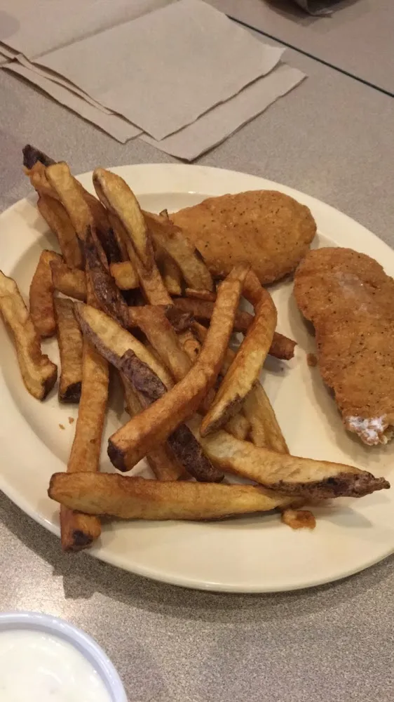 Kid's Chicken Strip Meal